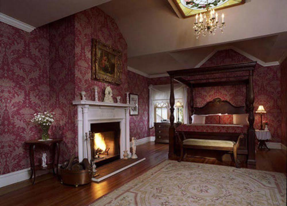 The Pink Mansion Bed & Breakfast Calistoga Exterior photo